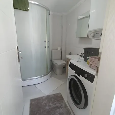 Goekcenefe Apartment